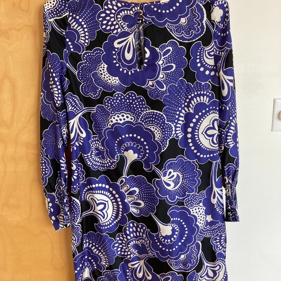 Long sleeved, print Banana Republic dress, size 4 - Picture 2 of 5